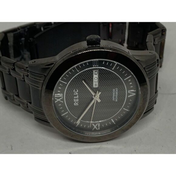 Relic ZR12053 Men's Black Stainless Steel Analog Dial Quartz Wrist Watch Ee210 - Picture 6 of 11